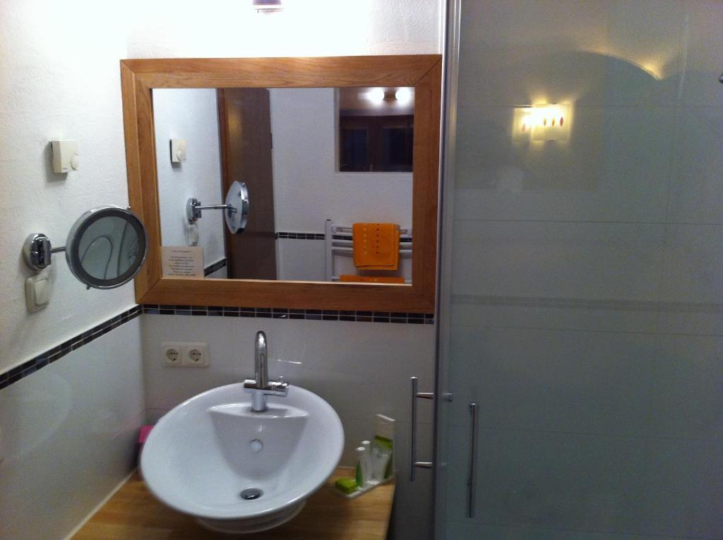 Bio Hotel Bayerischer Wirt Augsburg Phòng bức ảnh