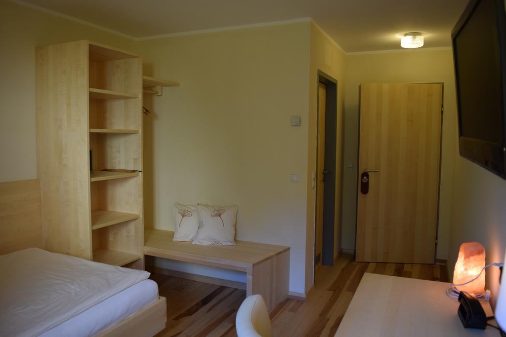 Bio Hotel Bayerischer Wirt Augsburg Ngoại thất bức ảnh