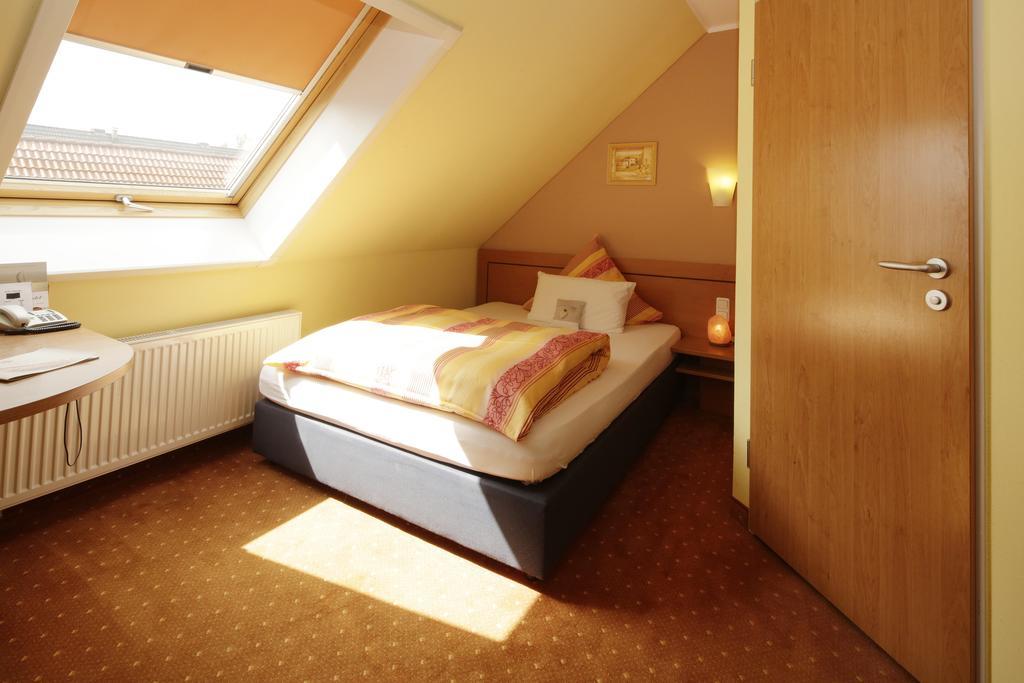 Bio Hotel Bayerischer Wirt Augsburg Ngoại thất bức ảnh
