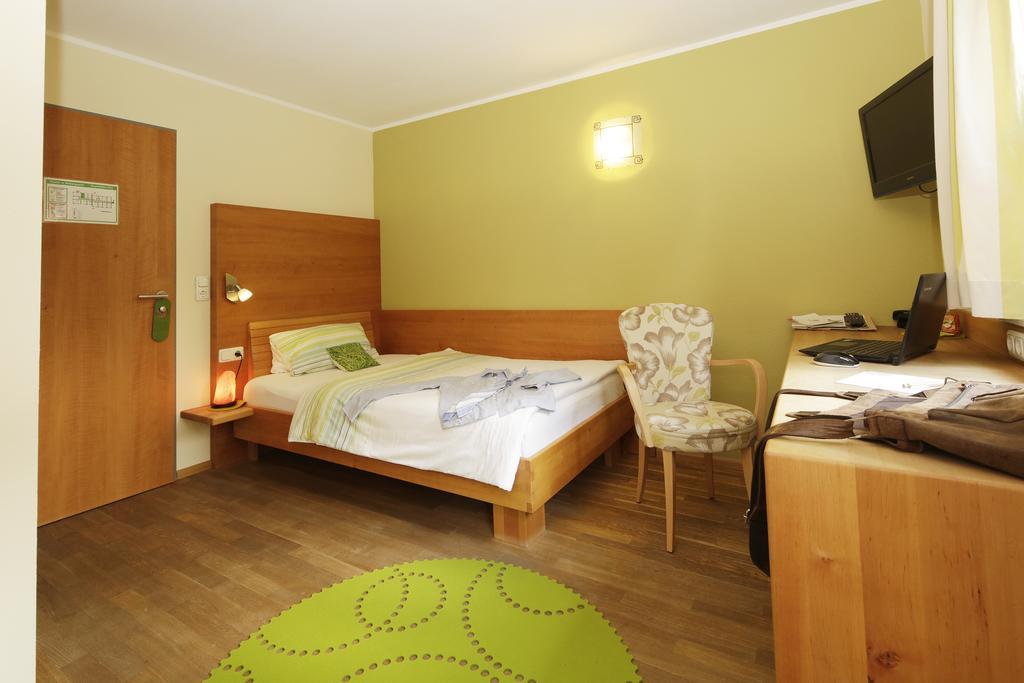 Bio Hotel Bayerischer Wirt Augsburg Ngoại thất bức ảnh
